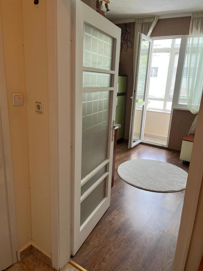 Apartment Acacia Varna Bagian luar foto
