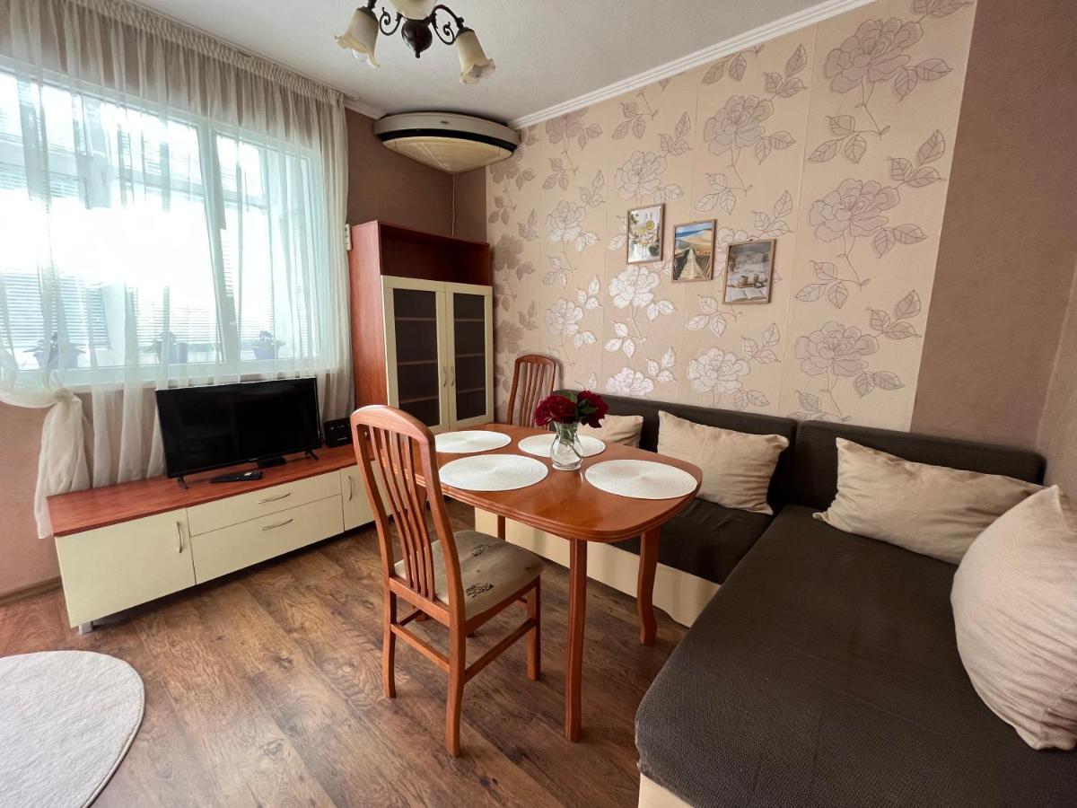 Apartment Acacia Varna Bagian luar foto